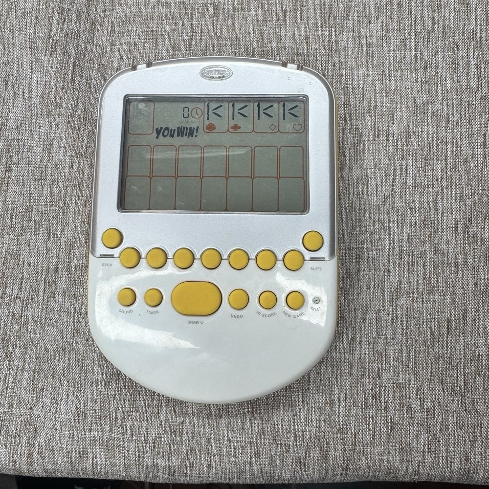Radica Big Screen Solitaire Handheld Game Electronic Yellow White 2008 TESTED!